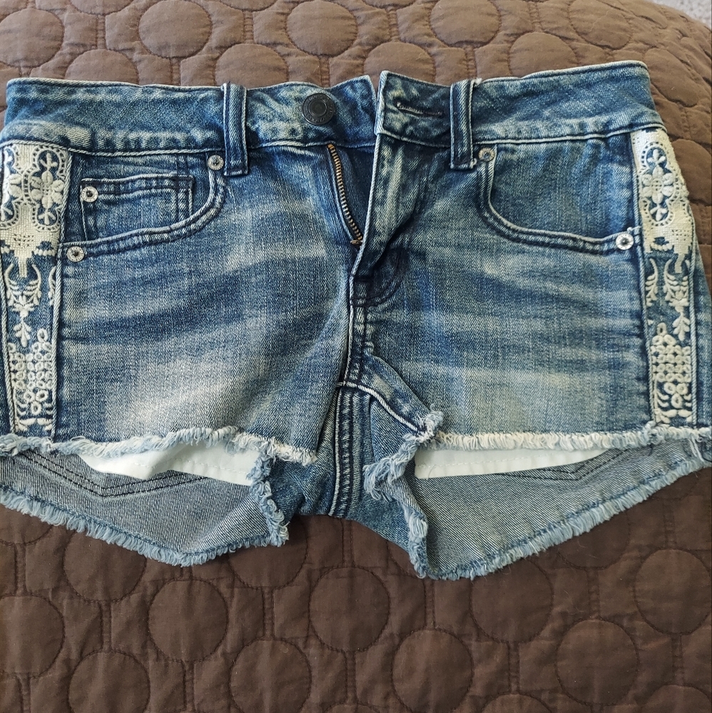 AE shorts